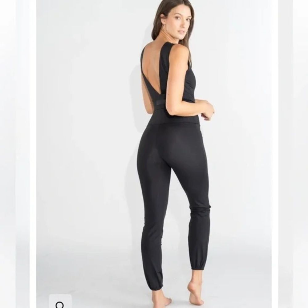 RIVET UTILITY Black Active Shaker Jumpsuit | Size XL